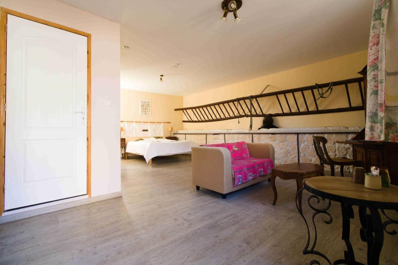 La Fermette Champenoise Bed & Breakfast Jonquery Exterior photo
